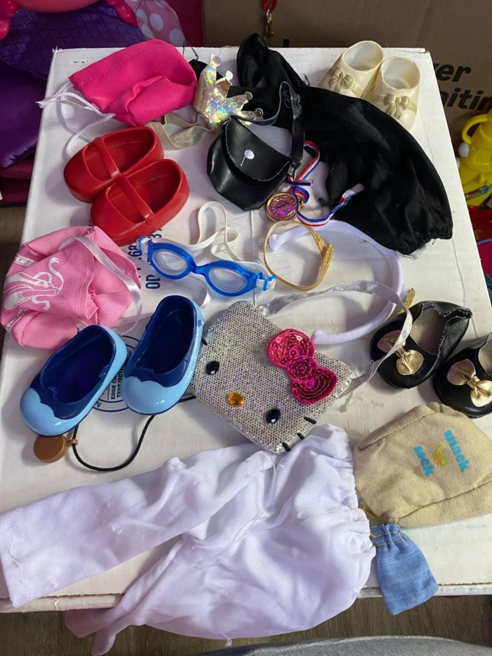 American Girl and Our Generation Doll Accessories - Used (bundle #3) - Picture 6 of 7